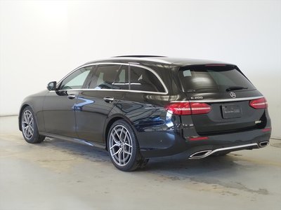 MERCEDES-BENZ E-CLASS WAGON - 4