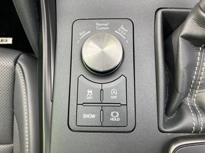2024 Lexus IS — миниатюра 42