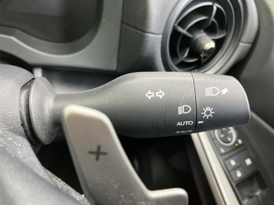 2024 Lexus IS — миниатюра 16