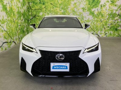 2024 Lexus IS — миниатюра 44