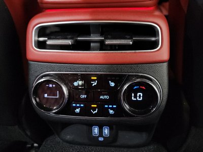 2021 Genesis GV70 — миниатюра 38
