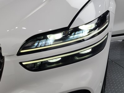 صورة 9 لـ 2021 Genesis GV70