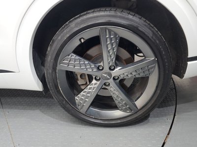 صورة 8 لـ 2021 Genesis GV70