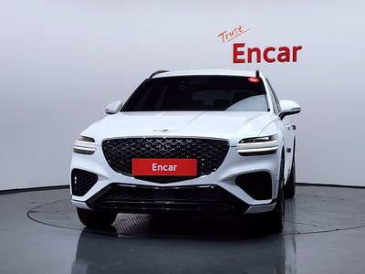 صورة 2 لـ 2021 Genesis GV70
