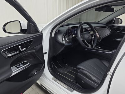 MERCEDES-BENZ E-CLASS - 10