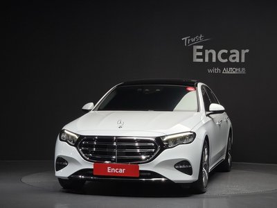 MERCEDES-BENZ E-CLASS - 2