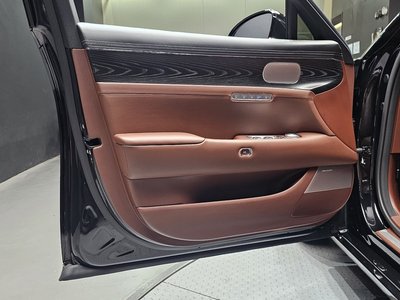 2024 Genesis G90 (RS4) thumbnail 14