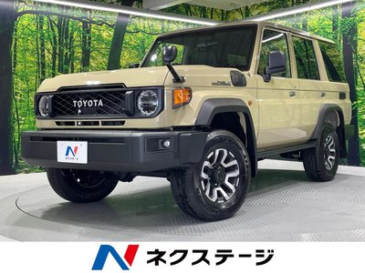 TOYOTA LAND CRUISER 70 - 1
