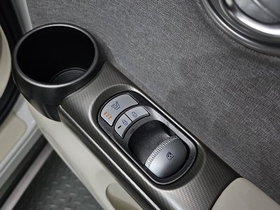 2023 Genesis GV60 — миниатюра 19