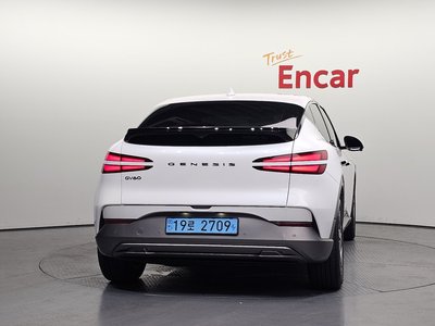 صورة 3 لـ 2023 Genesis GV60