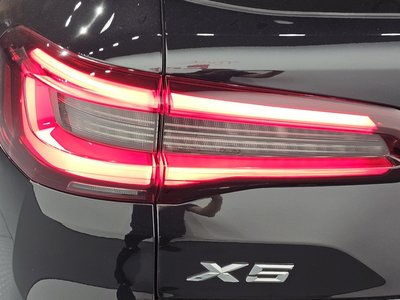 صورة 10 لـ 2022 BMW X5