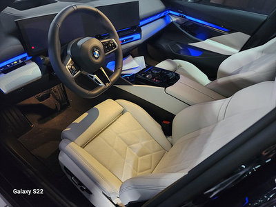 صورة 6 لـ 2025 BMW 5 SERIES