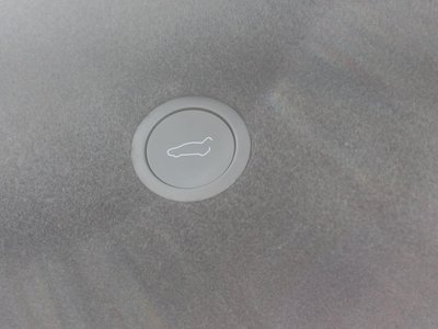 2025 Tesla MODEL Y — миниатюра 32