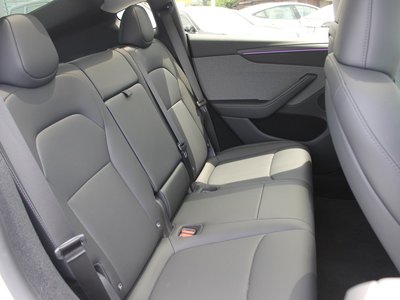 2025 Tesla MODEL Y — миниатюра 20