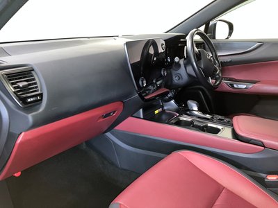 LEXUS NX - 4