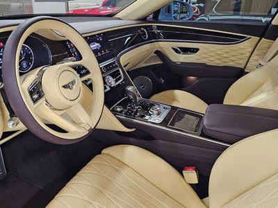 BENTLEY FLYING SPUR - 10