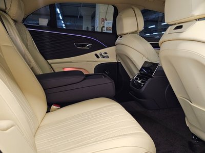 BENTLEY FLYING SPUR - 7