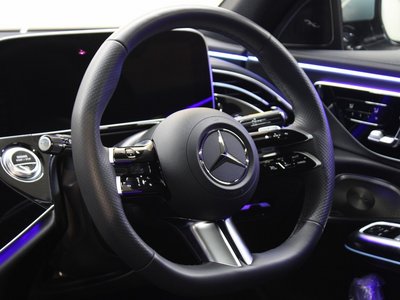 MERCEDES-BENZ E-CLASS - 9