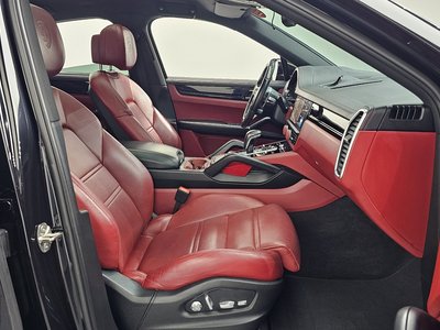 صورة مصغرة 11 لـ 2021 Porsche CAYENNE
