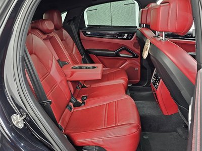 صورة مصغرة 12 لـ 2021 Porsche CAYENNE