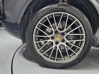 صورة 6 لـ 2021 Porsche CAYENNE