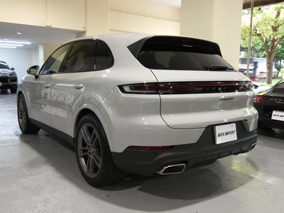 2023 Porsche CAYENNE 照片 2