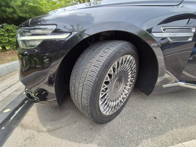 صورة 6 لـ 2019 Genesis G90