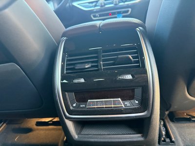 2025 BMW X6 — миниатюра 17