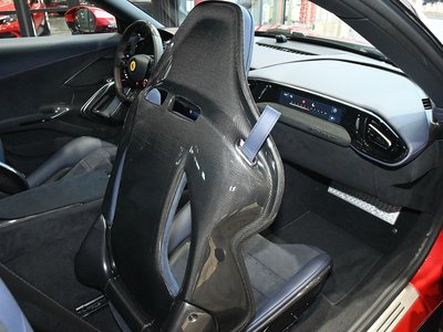 2025 Ferrari 12 CILINDRI thumbnail 17