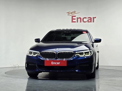 2020 BMW 5 SERIES — фото 2
