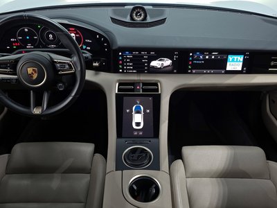 PORSCHE TAYCAN - 5