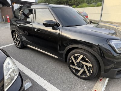 صورة 6 لـ 2025 MINI COOPER COUNTRYMAN ELECTRIC