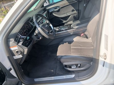 صورة 6 لـ 2023 AUDI A8
