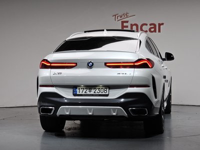 صورة 4 لـ 2022 BMW X6