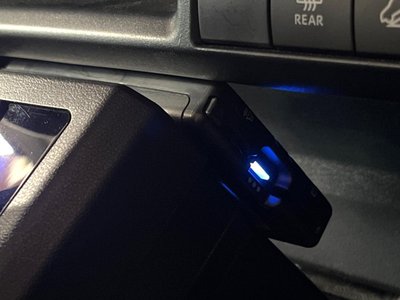 TOYOTA LAND CRUISER 70 - 8