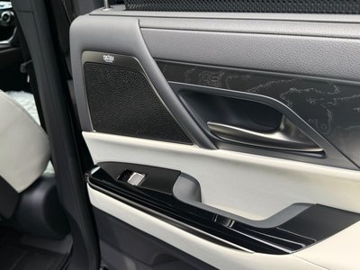 2024 Lexus LX thumbnail 66