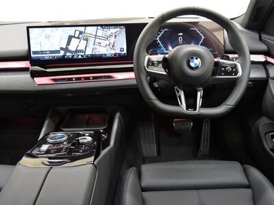 BMW 5 SERIES TOURING - 9