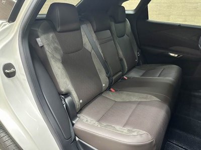 صورة مصغرة 12 لـ 2023 Lexus RX