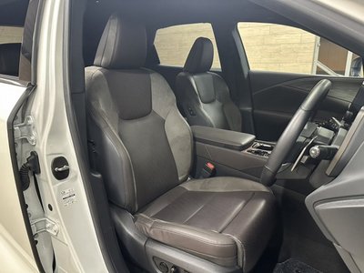 صورة مصغرة 74 لـ 2023 Lexus RX