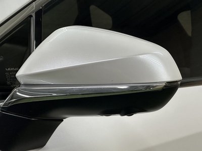 صورة مصغرة 63 لـ 2023 Lexus RX