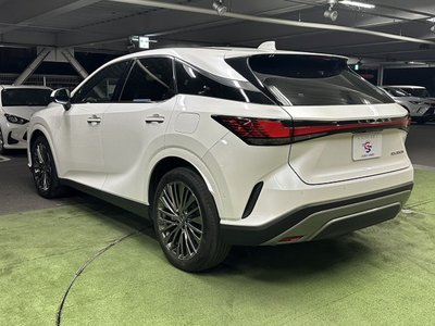 صورة مصغرة 59 لـ 2023 Lexus RX