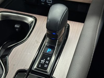 صورة مصغرة 39 لـ 2023 Lexus RX