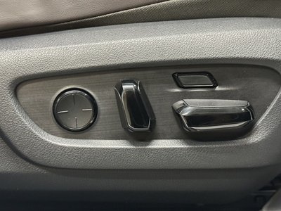 صورة مصغرة 47 لـ 2023 Lexus RX
