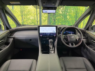 2025 Toyota ALPHARD photo 2