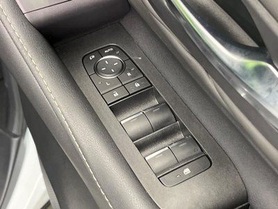 2025 Toyota ALPHARD — миниатюра 40