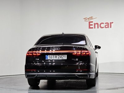 AUDI A8 - 4