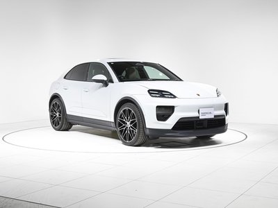 PORSCHE MACAN - 4