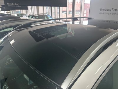2025 Mercedes-BENZ GLE — миниатюра 12