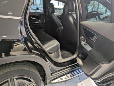 MERCEDES-BENZ EQE - 8