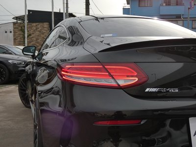 MERCEDES-BENZ C-CLASS AMG - 6